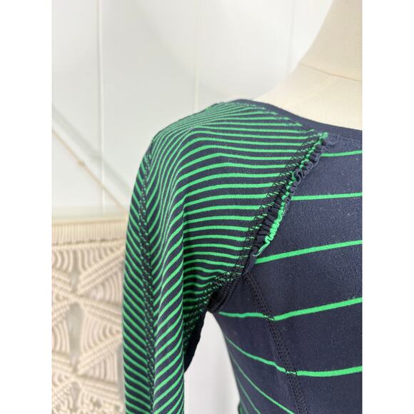 Lululemon Full Tilt Long Sleeve Shirt Womens 4/6 Slalom Stripe Green Navy - Picture 5 of 13